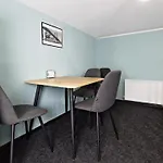 Hostel Status Centrum *