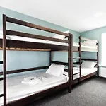Status Centrum Hostel *