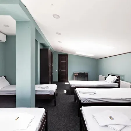 Status Centrum 旅馆