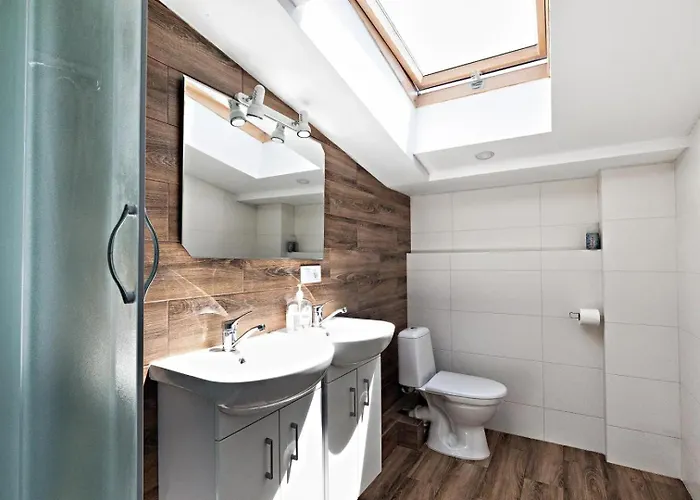 Status Centrum * Odessza