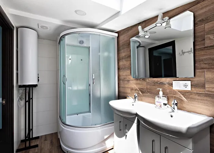 Status Centrum * Odessza